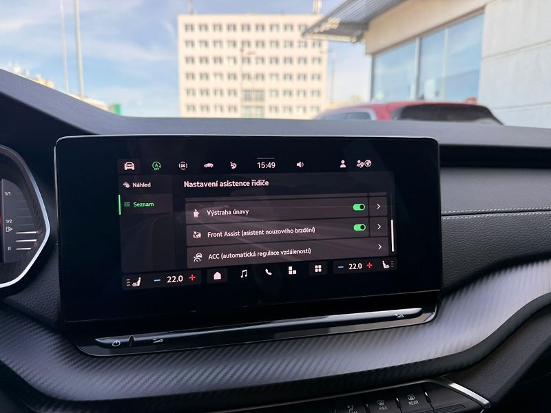 Škoda Octavia Sportline 2.0 TDI 110kw DSG Co - fotka 15 z 26