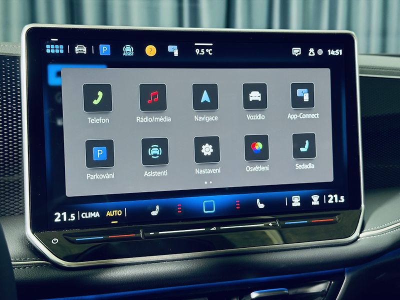 Volkswagen Passat (2025) 1.5Tsi*TAŽ*MASAŽE*360°KAMERY* - fotka 22 z 37