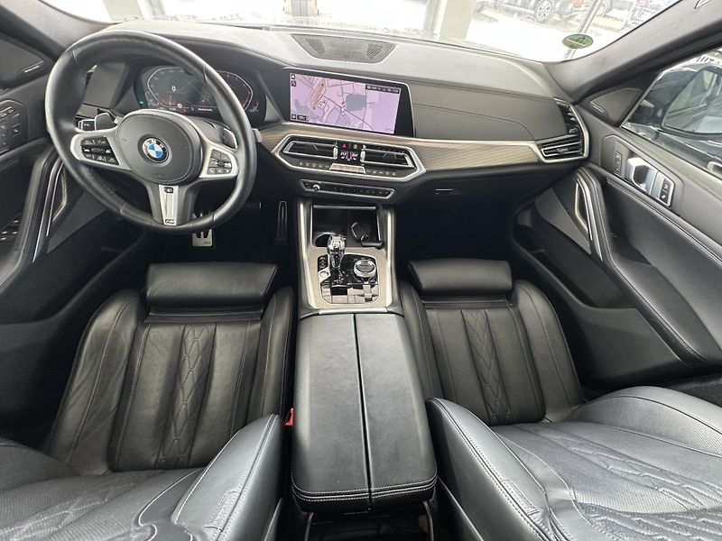 BMW X6 (2019) 40i REZERVACE - fotka 12 z 43