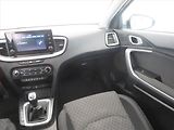 Kia Ceed (2022) Silver 1.5 T-GDI MHEV - náhled 8