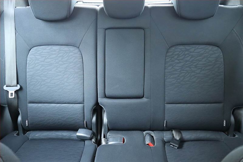 Hyundai ix20 (2011) 1.4 CVVT, Serv.kniha - fotka 10 z 17