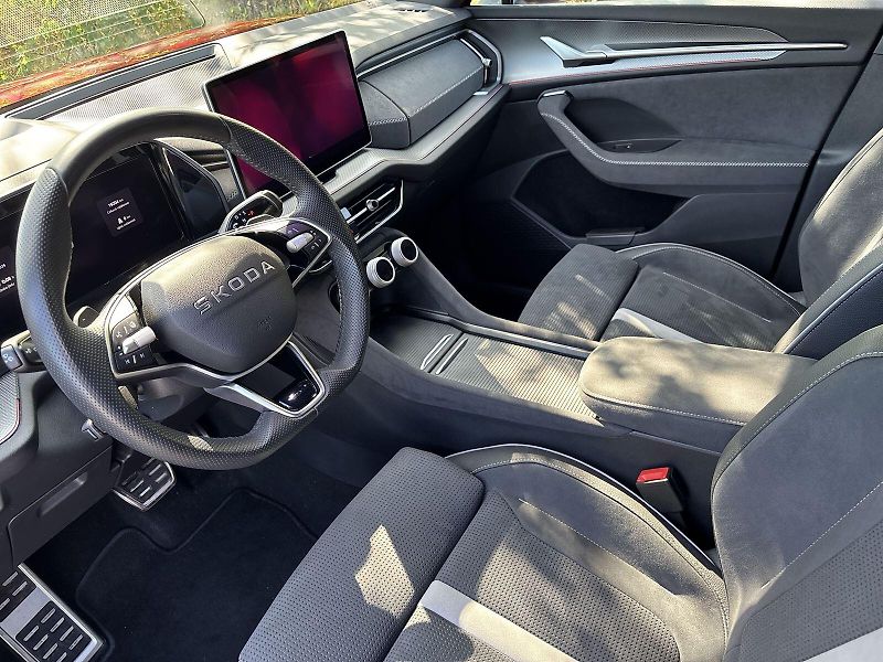 Škoda Kodiaq (2025) 1.5 TSI iV DSG Sportline - fotka 7 z 33