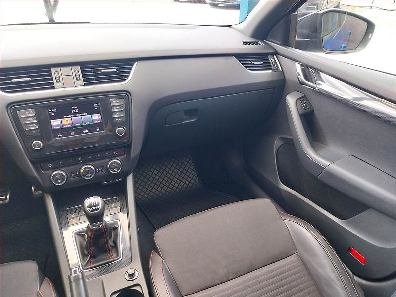 Škoda Octavia (2014) RS 2.0 TDI, Serv.kniha, Kůže - fotka 8 z 16