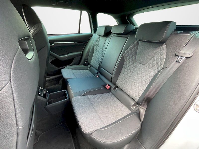 Škoda Octavia (2025) Sportline 2.0 TDI 110 kW DSG - fotka 25 z 35
