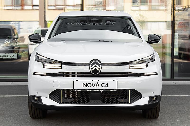 Citroën C4 (2026) 1,2 MAX 130k Automat + ZIMA - fotka 2 z 16