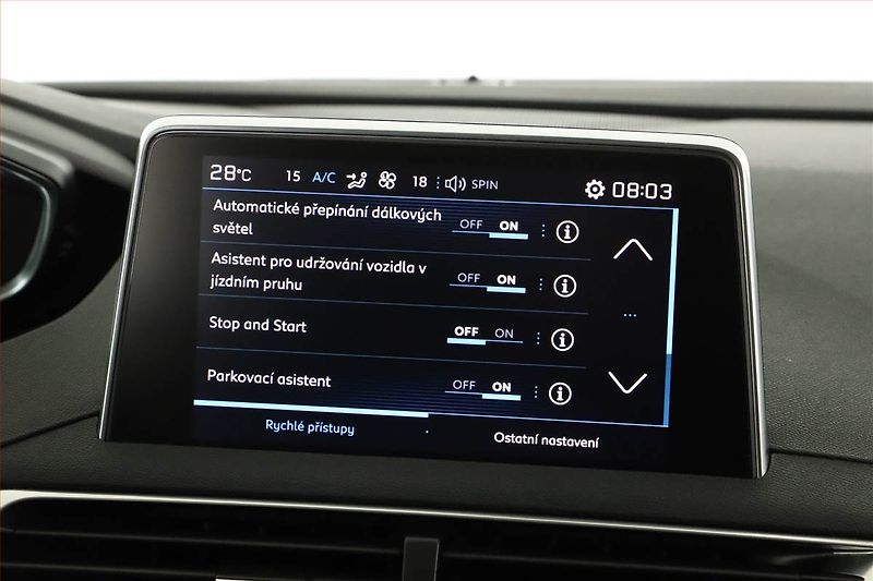 Peugeot 5008 (2017) Premium 1.6 BlueHDi, Automat - fotka 15 z 20