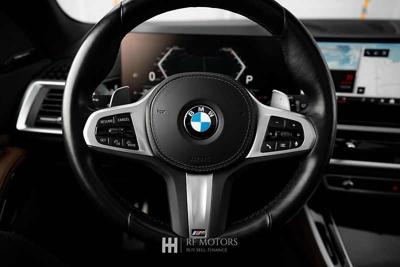BMW X5 (2024) xDrive40i mHEV 280kW - fotka 47 z 55