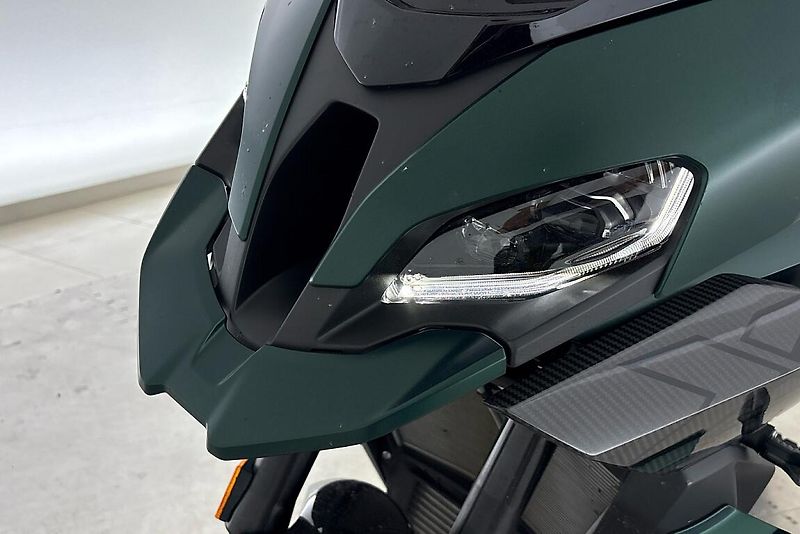 BMW M 1000 XR - fotka 7 z 13