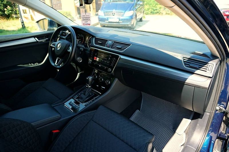 Škoda Superb (2018) STYLE 2,0 TSI 162 kW - fotka 24 z 58