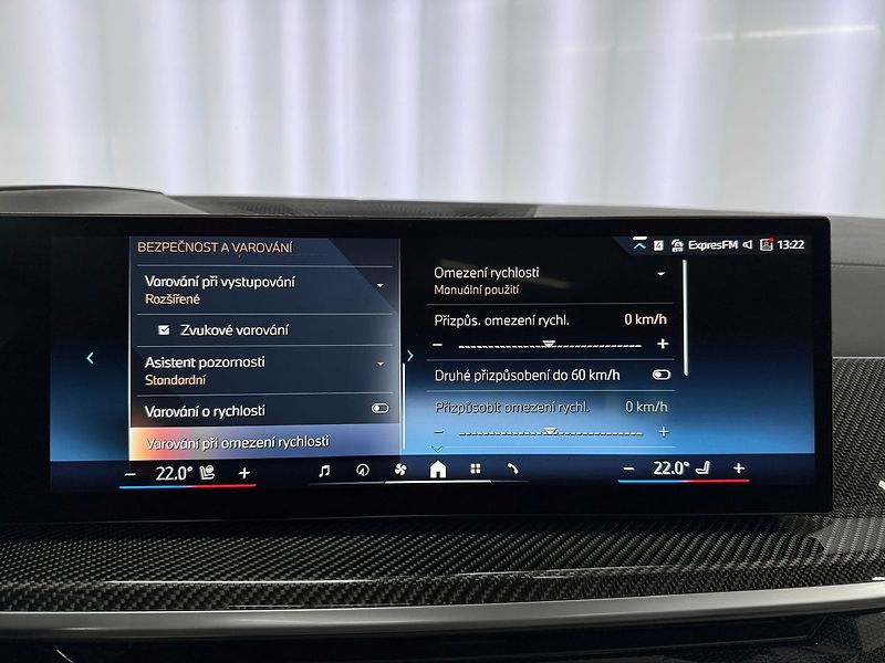 BMW X5 30d xDrive M-SPORT, VZDUCH, PA - fotka 24 z 40