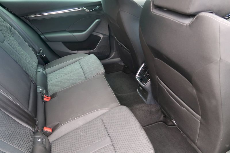 Škoda Octavia (2022) Combi Style Exclusive 2,0 TDi/ - fotka 19 z 35