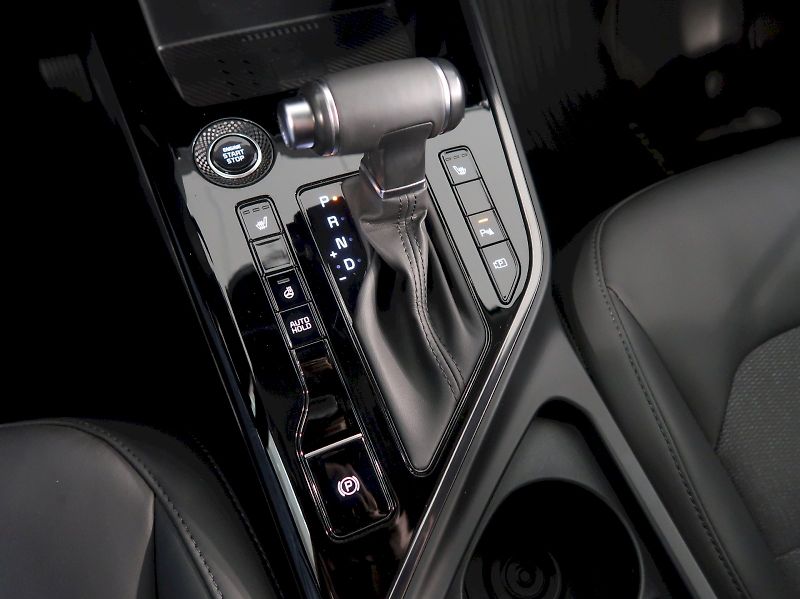 Kia Niro (2022) STYLE 1.6T-GDi 104KW - fotka 29 z 39