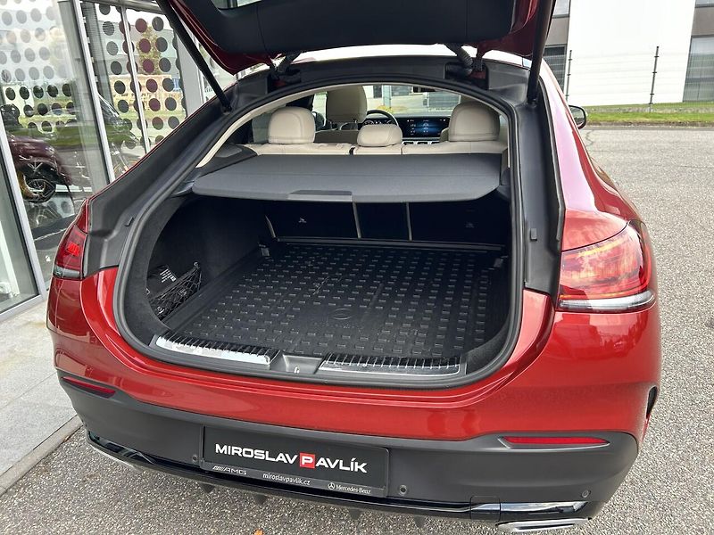 Mercedes-Benz GLE 400d 4MATIC AMG Coupe - fotka 34 z 36