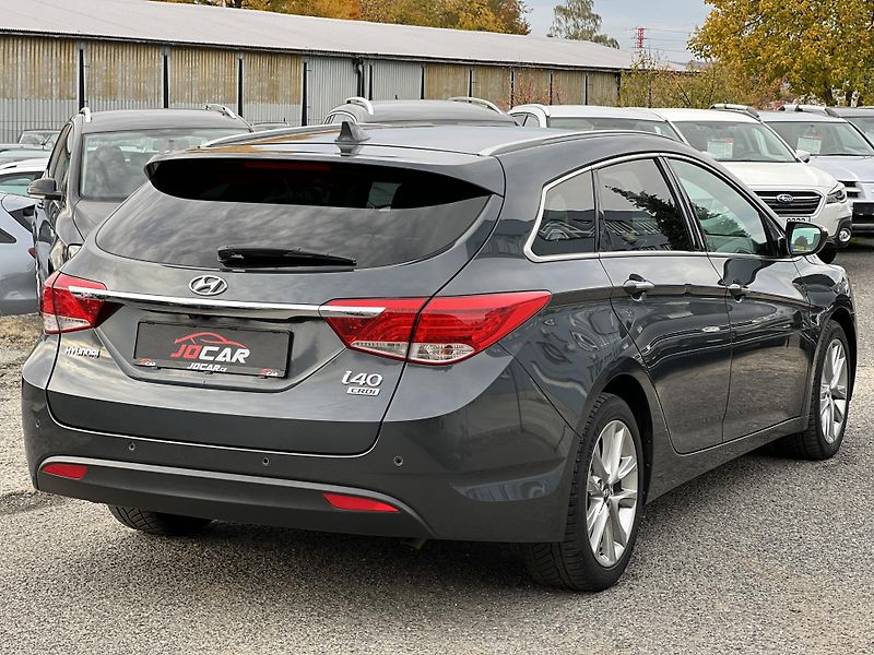 Hyundai i40 1.7CRDi NAVI KAMERA TEMPOMAT - fotka 7 z 46
