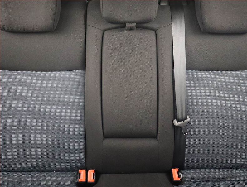 Ford Mondeo (2012) Trend 2.0 TDCi, Serv.kniha - fotka 10 z 19