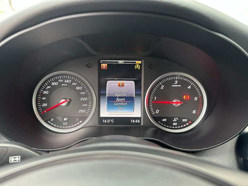 Mercedes-Benz Třídy C (2015) C220CDI,125KW,VYHŘ. SED.,TEMP. - fotka 23 z 23