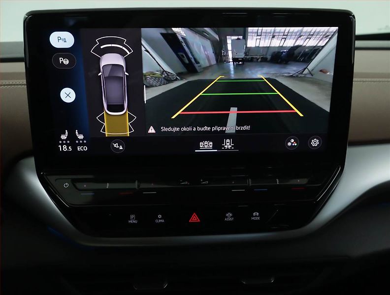 Volkswagen ID.5 (2022) Pro Perf. (82 kWh), SoH 98% - fotka 17 z 18