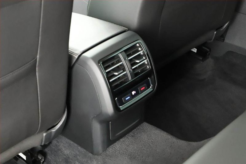 Volkswagen Passat (2016) Alltrack 2.0 TDI, 4X4 - fotka 17 z 18