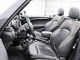 Mini Cooper 2,0 i JCW 170kW Cabrio Manual - náhled 19