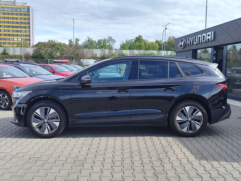 Škoda Enyaq EV/55 kWh/125kW Tour 50 - fotka 8 z 36