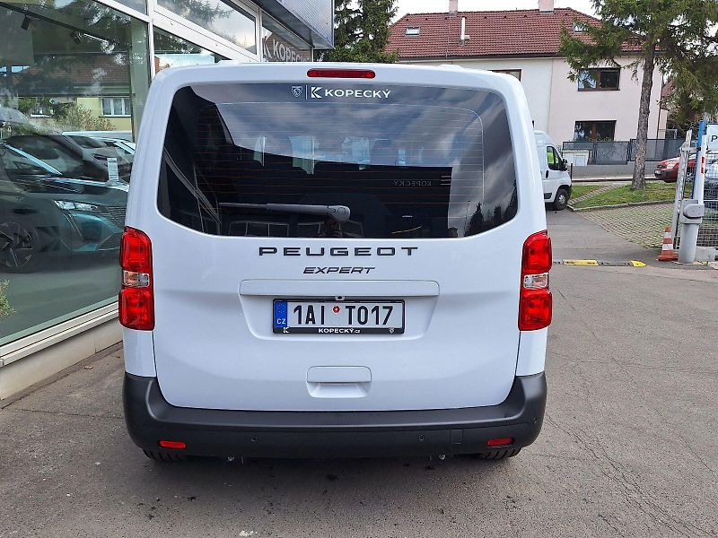 Peugeot Expert (2026) Combi L2 2.0 BlueHDi 180 S&S E - fotka 5 z 17