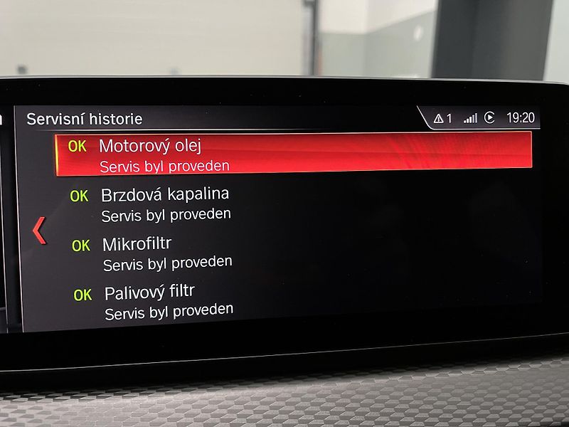 BMW X2 (2021) 2,0xD M-packet 140Kw,TZ,head-u - fotka 29 z 43