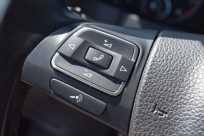 Volkswagen Golf Plus 1,4 i 59KW VÝHŘEV NAVI ALU - fotka 34 z 46
