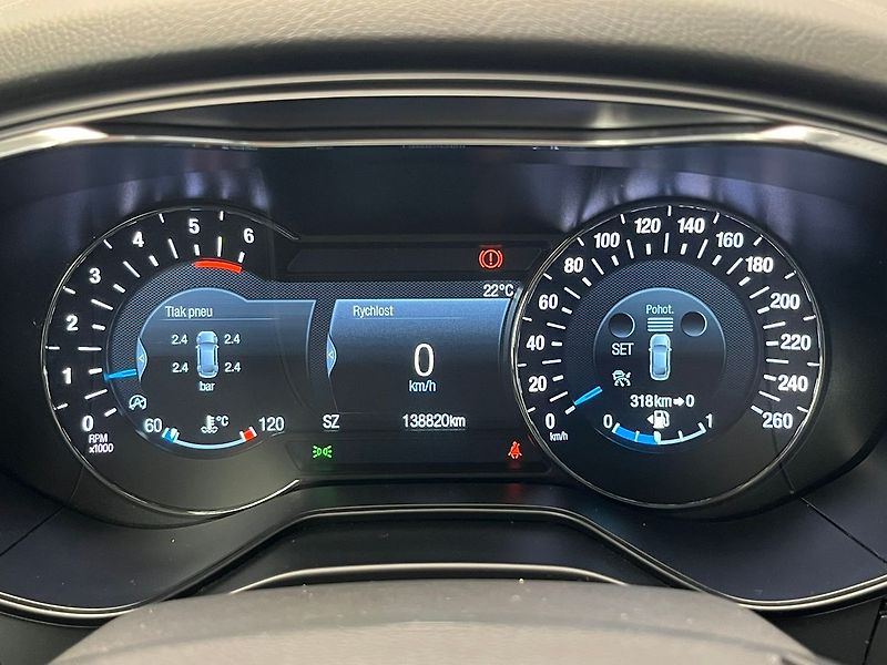 Ford Mondeo 2.0 EB Titanium manuál - fotka 12 z 69