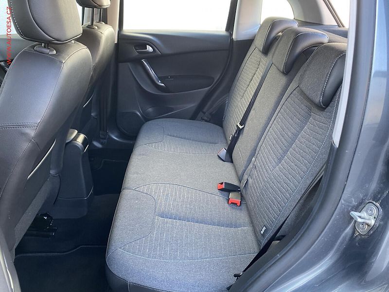 Citroën C3 (2015) 1.0i, Selection, +kola - fotka 10 z 15