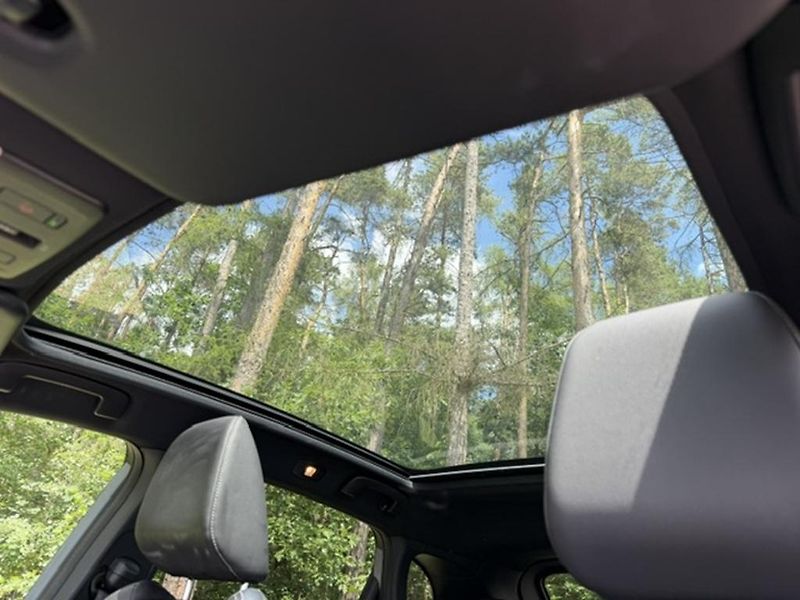 Nissan Qashqai 1.3 DIG-T 116kw Automat - fotka 15 z 43