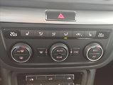 Volkswagen Sharan 2,0 TDi 110KW - náhled 12