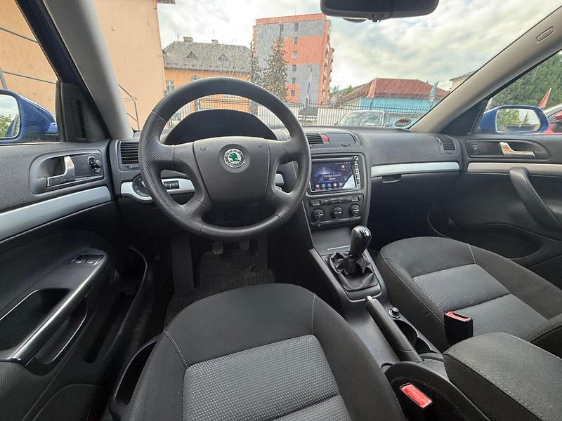 Škoda Octavia (2008) 1.8 TSI - bez koroze ! - fotka 7 z 14