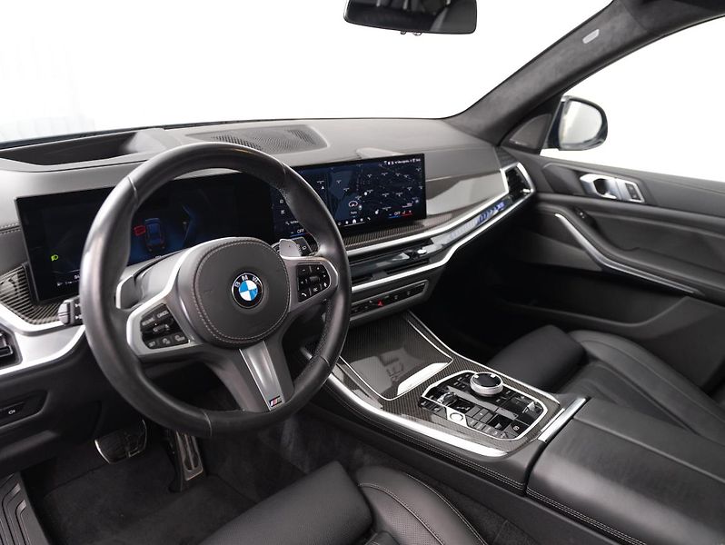 BMW X5 xDrive30d - fotka 11 z 22