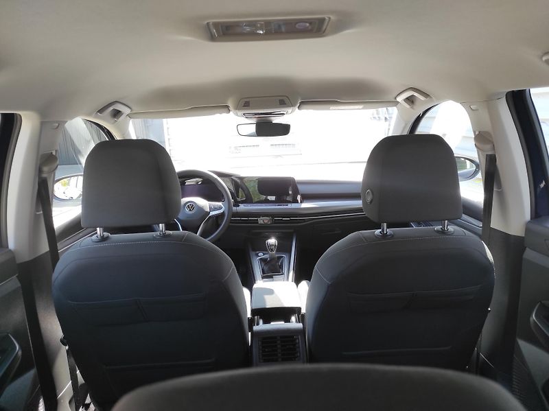 Volkswagen Golf 2,0TDi 110kW, Style, ČR, - fotka 18 z 59