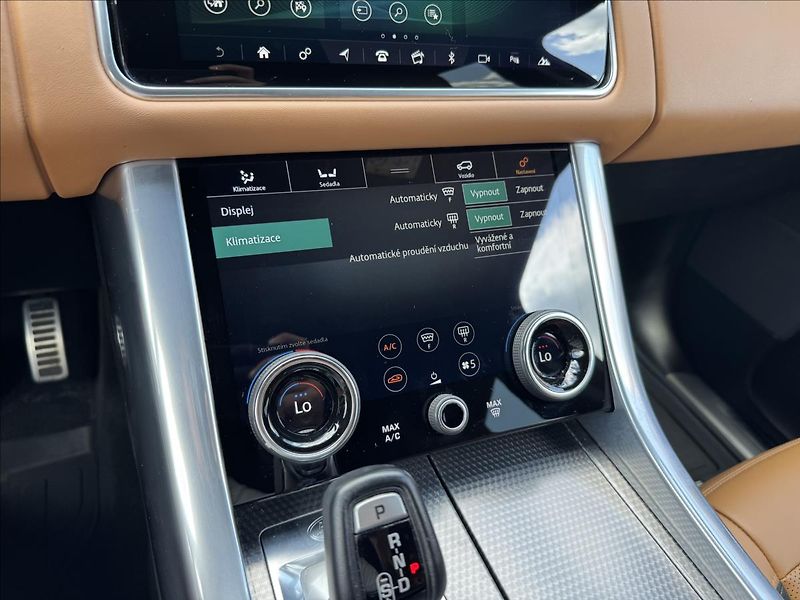 Land Rover Range Rover Sport 3,0 D300 HSE Dynamic AT DPH - fotka 28 z 37
