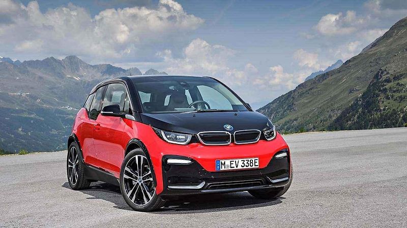 BMW i3 pro záchranné služby České republiky.
