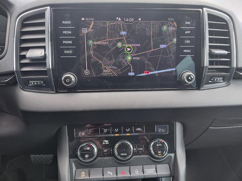 Škoda Karoq (2023) 2.0TDI, DSG, NAVI,driving mode - fotka 13 z 18