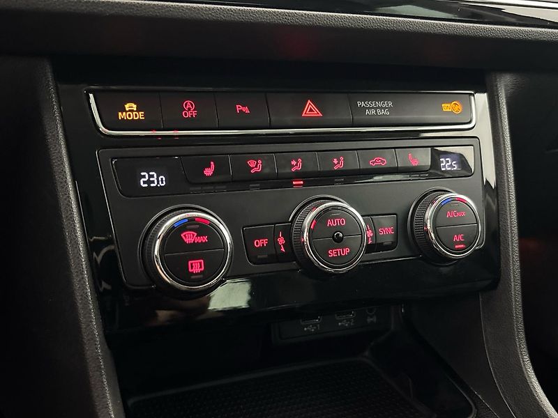 Seat Leon FR - fotka 19 z 27