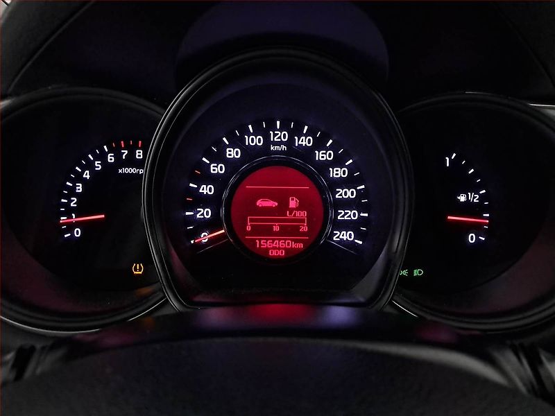 Kia Ceed (2015) 1.4 CVVT - fotka 11 z 15