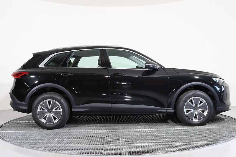 Audi Q5 Q5 TFSI 150KW QUATTRO - fotka 4 z 26