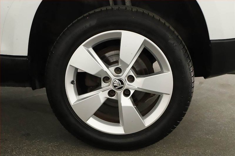 Škoda Yeti (2017) Outdoor 1.4 TSI, Tempomat - fotka 13 z 13