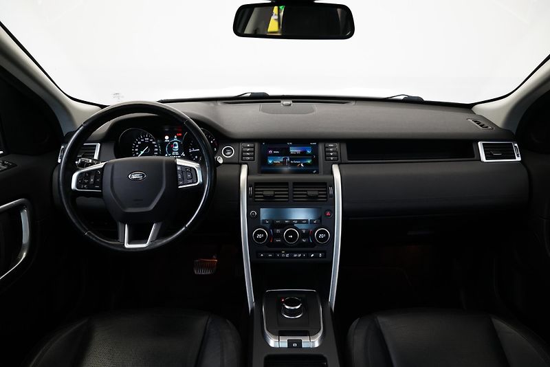 Land Rover Discovery Sport - fotka 5 z 25