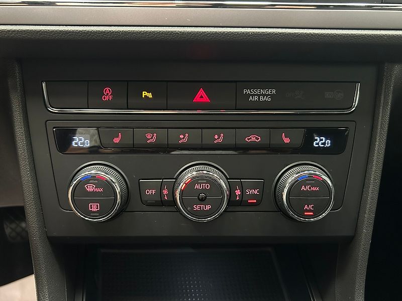 Seat Leon (2020) 1.5 TGI MAN 2020 | Záruka - fotka 38 z 47