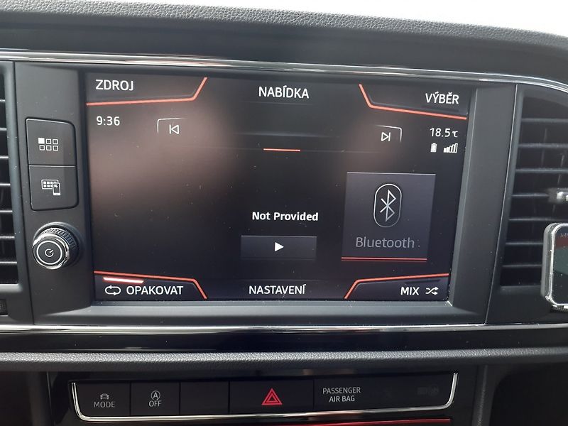 Seat Leon (2018) 1.4 TSi FR 110Kw - fotka 25 z 49