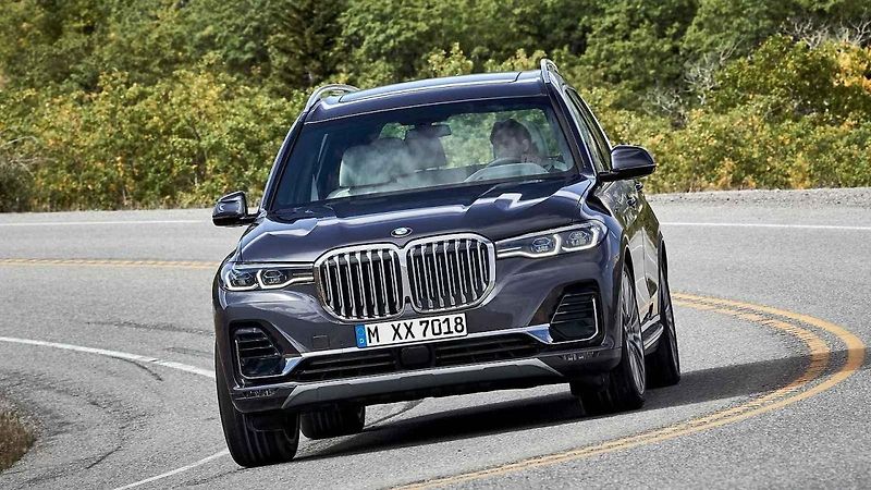 BMW X7 vs. Mercedes GLS vs. Volvo XC90 vs. Audi Q7