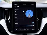 Volvo XC60 B5 AWD PLUS DARK +komplety kol - náhled 42