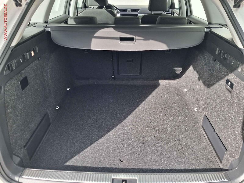 Škoda Superb (2018) 2.0TDi, Style, STK9/28 - fotka 7 z 19