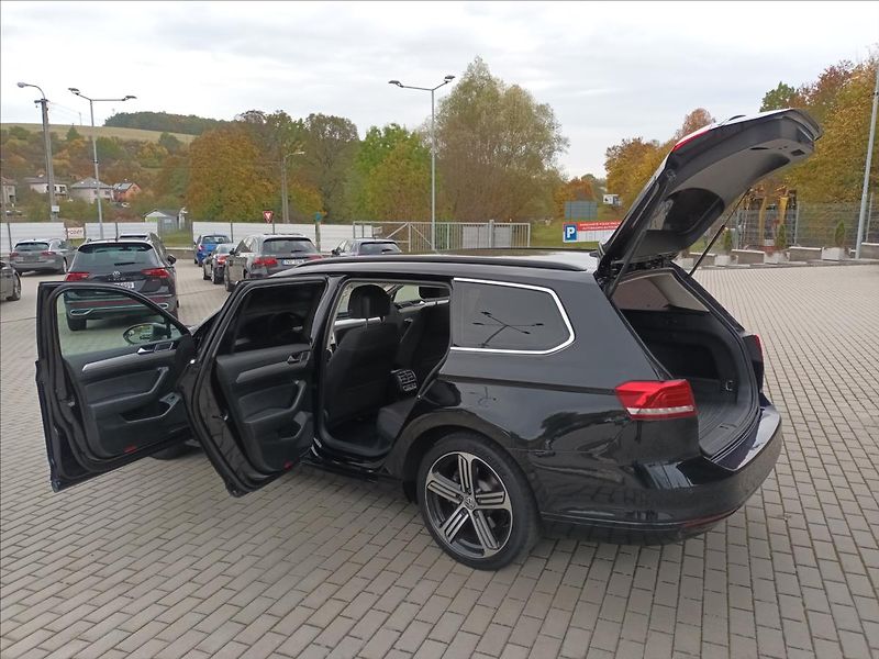 Volkswagen Passat 2,0 TDI,110KW,RADAR,LED, - fotka 10 z 47