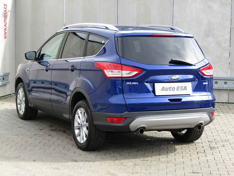 Ford Kuga (2015) 1.5 EB, Navi, xenon - fotka 6 z 22