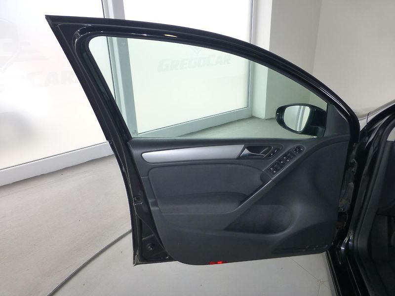 Volkswagen Golf (2009) 1,4I**DIGIKLIMA** - fotka 9 z 23